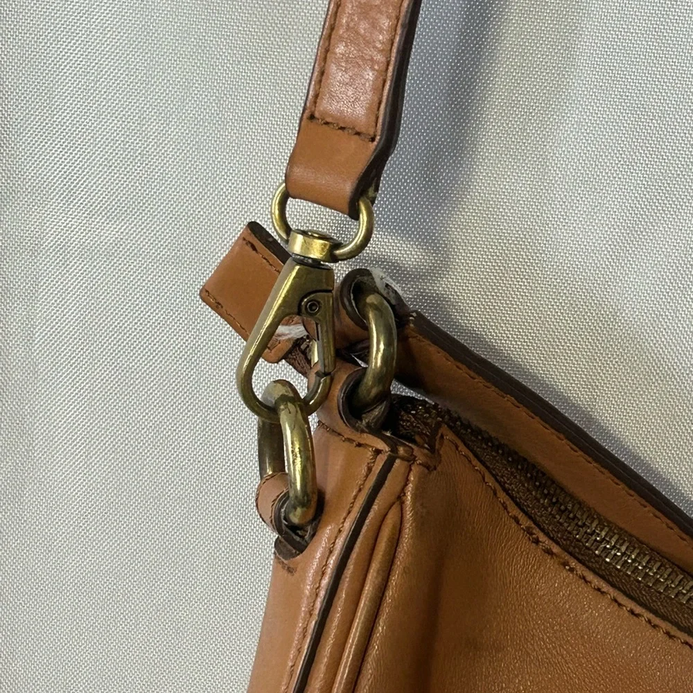 Vintage Brown Hobo Bag by Fossil - Picture 6 of 15